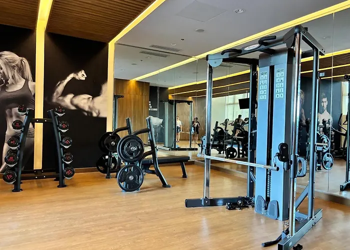 Apartment 10l Luxe Escape At Park Mckinley West