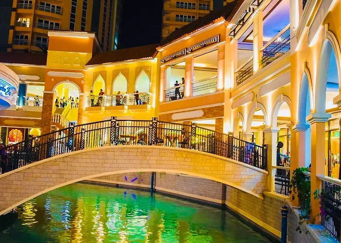 Apartment 10l Luxe Escape At Park Mckinley West Manila